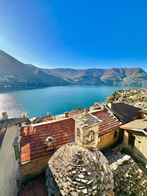 Romantic Home Stone With Amazing View Lake Of Como And Oleandra Лальо Екстериор снимка