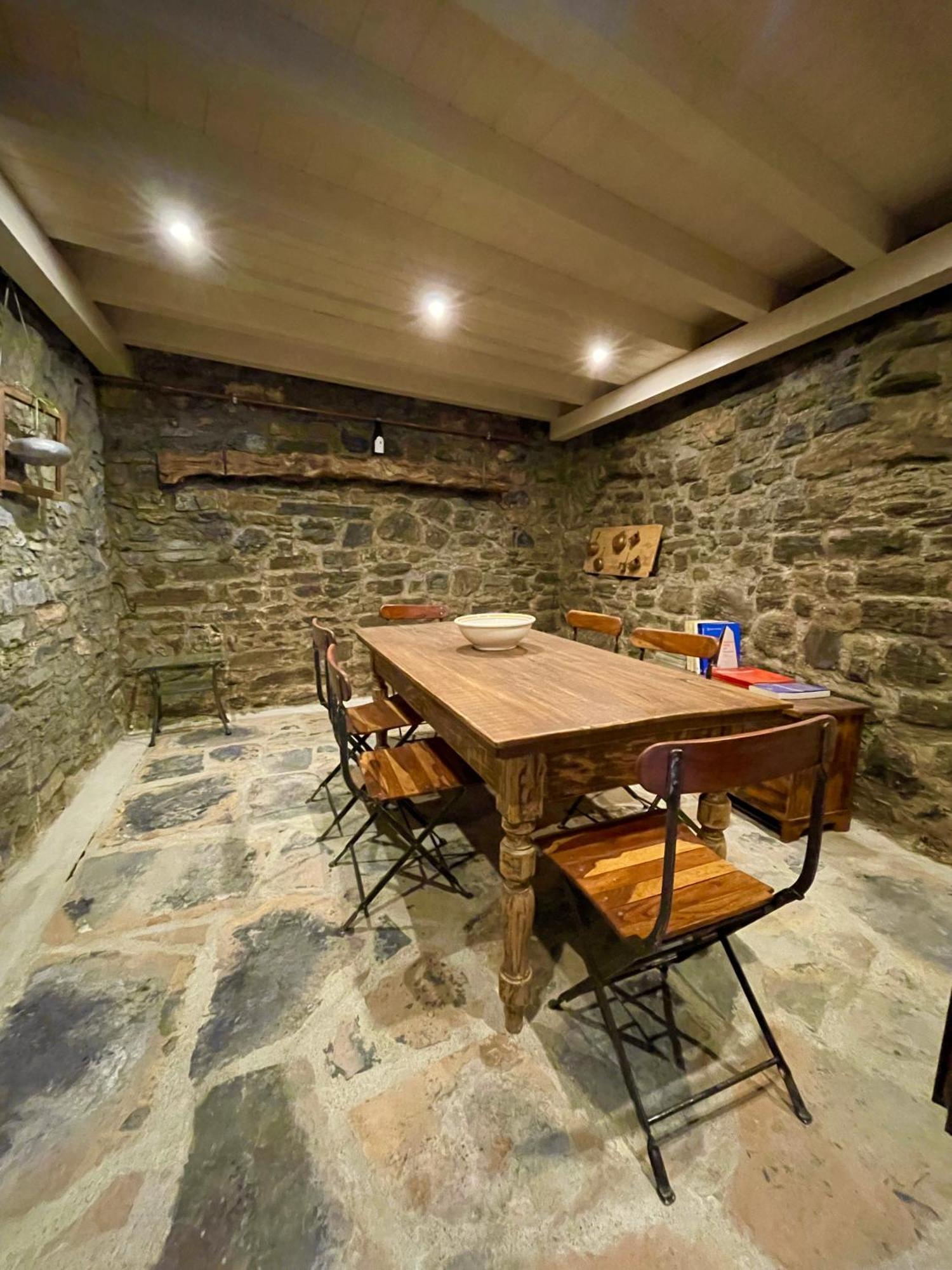 Romantic Home Stone With Amazing View Lake Of Como And Oleandra Лальо Екстериор снимка